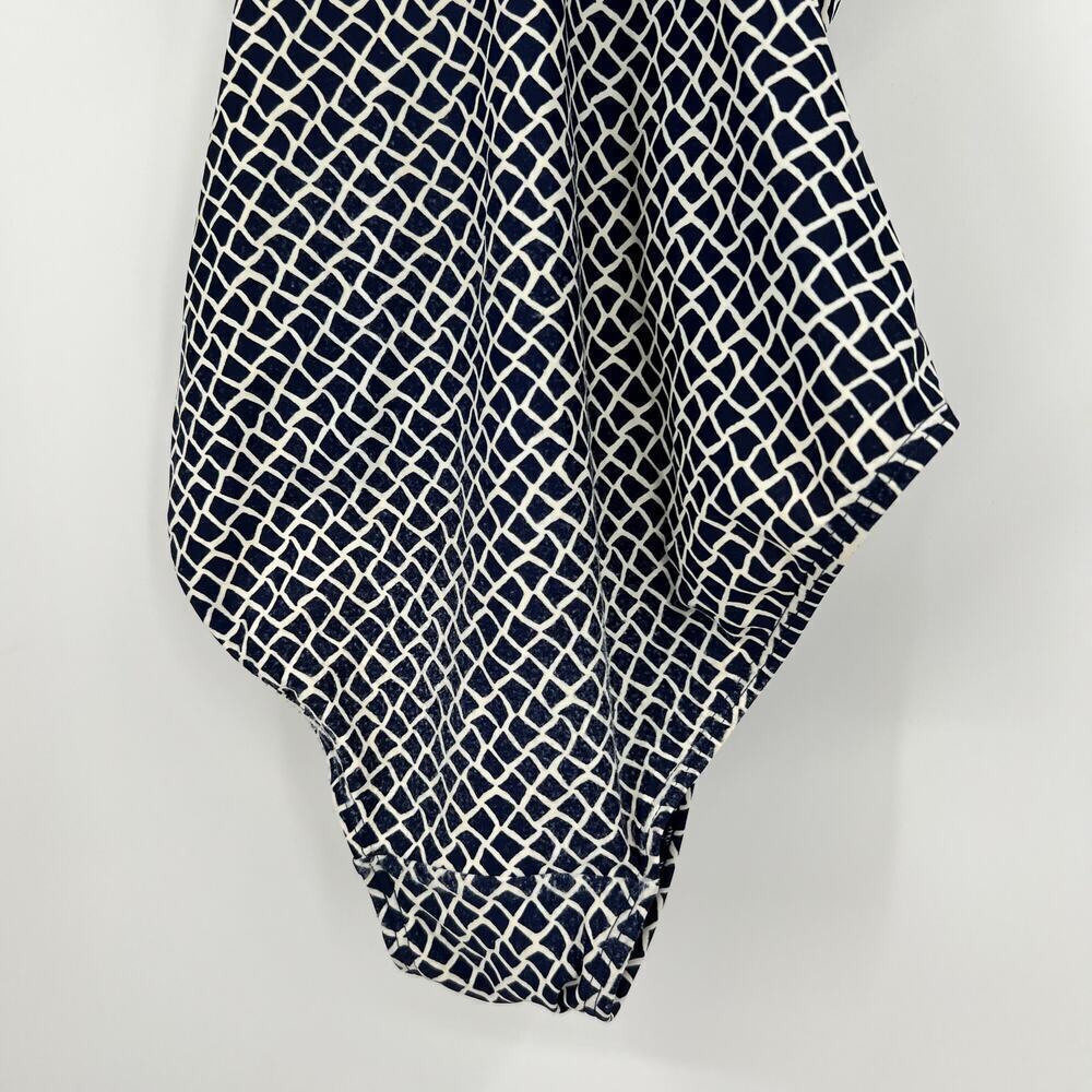 LL Bean Navy Blue & White geometric print square neck swimsuit SPF 50 size 12 - Picture 3 of 8